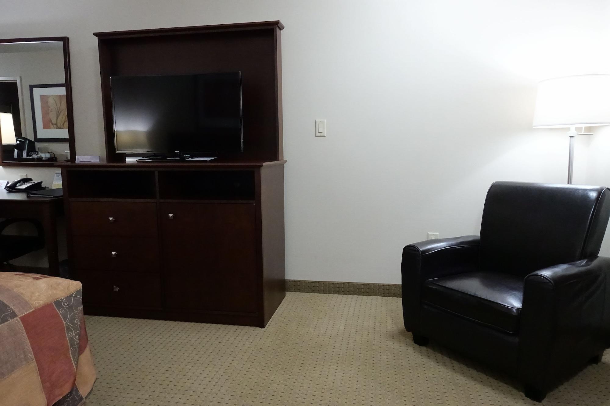 รามาดา บาย วินด์แฮม วีย์เบิร์น Hotel Weyburn ภายนอก รูปภาพ