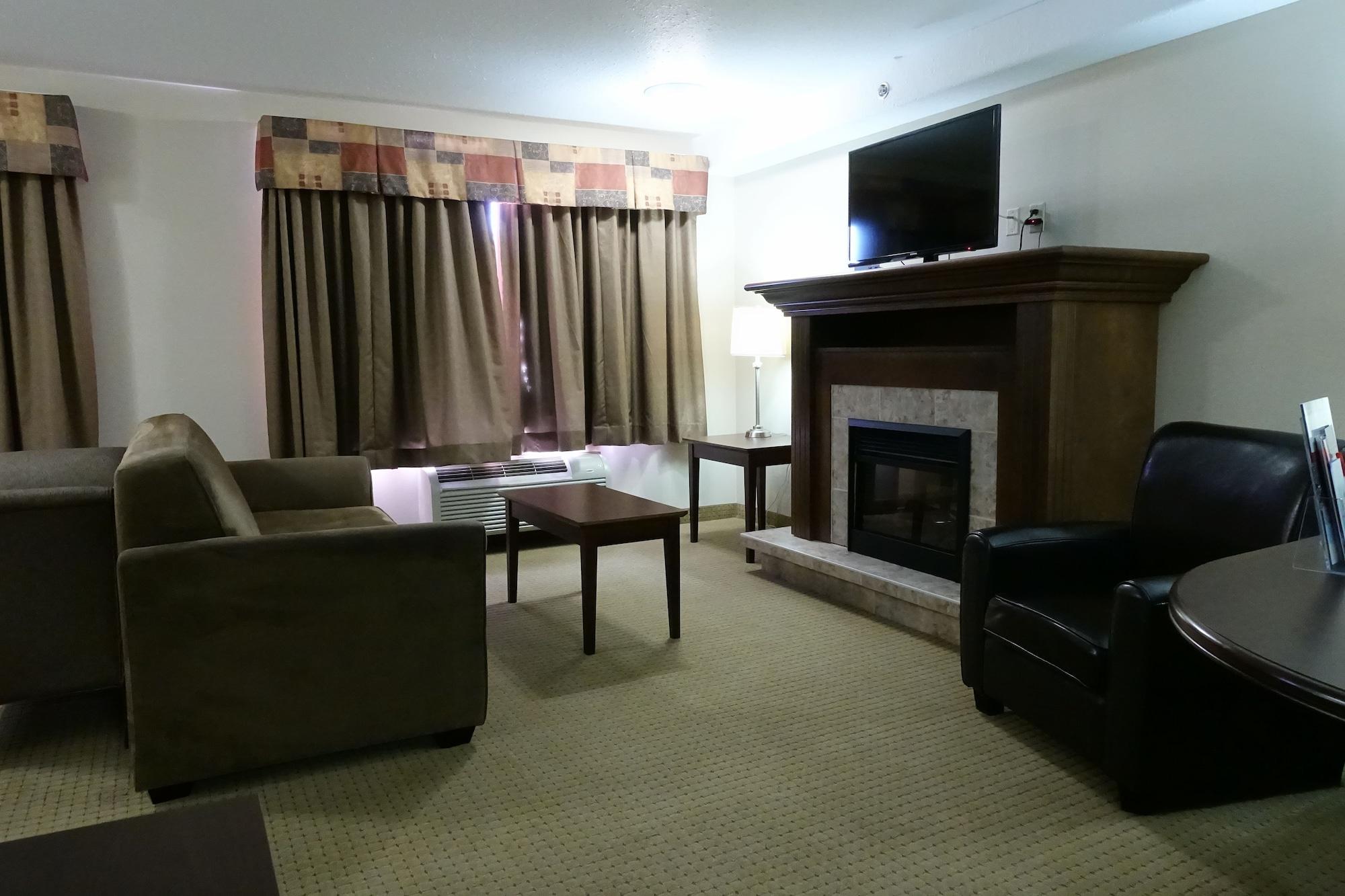 รามาดา บาย วินด์แฮม วีย์เบิร์น Hotel Weyburn ภายนอก รูปภาพ