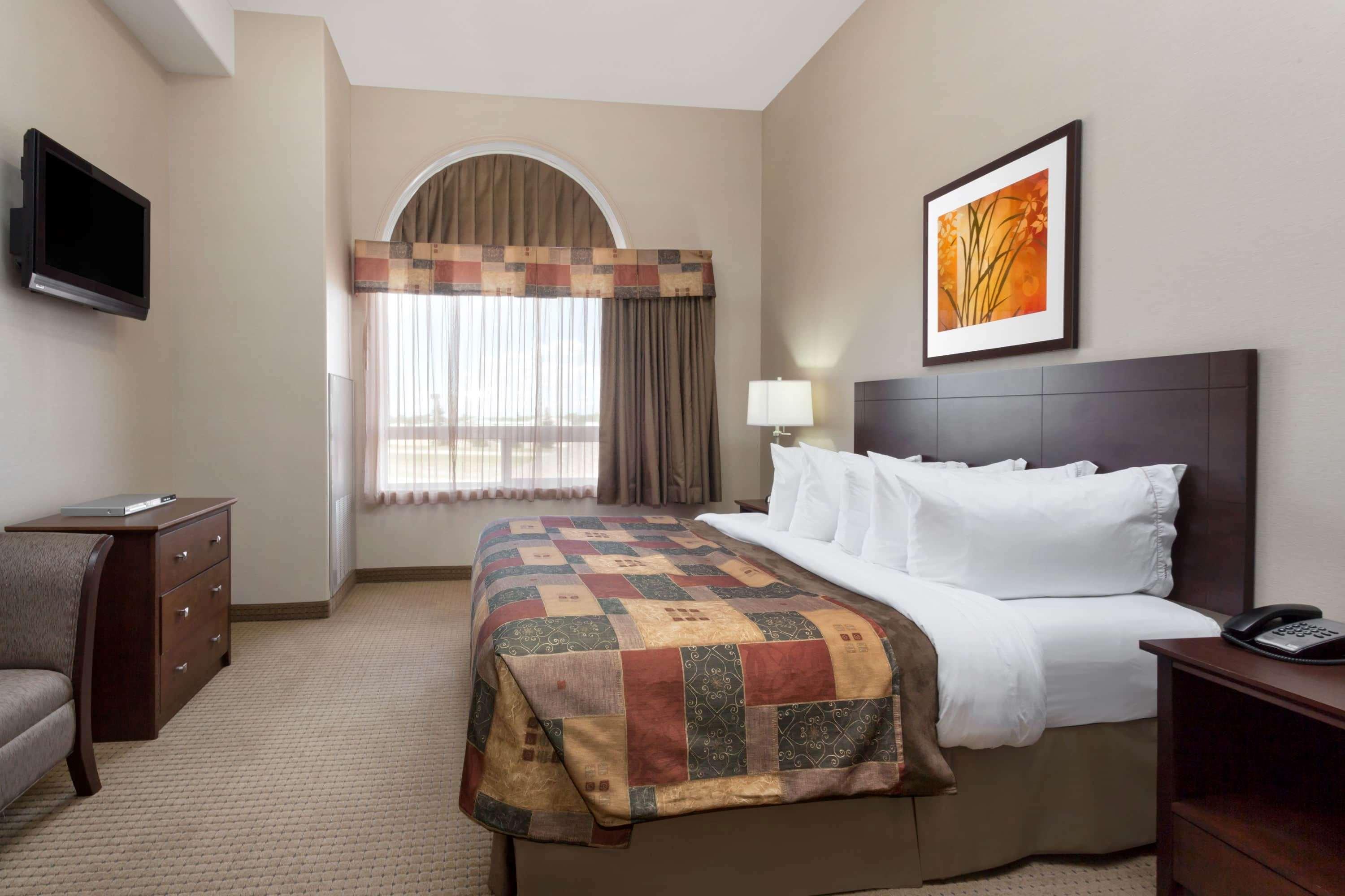 รามาดา บาย วินด์แฮม วีย์เบิร์น Hotel Weyburn ภายนอก รูปภาพ