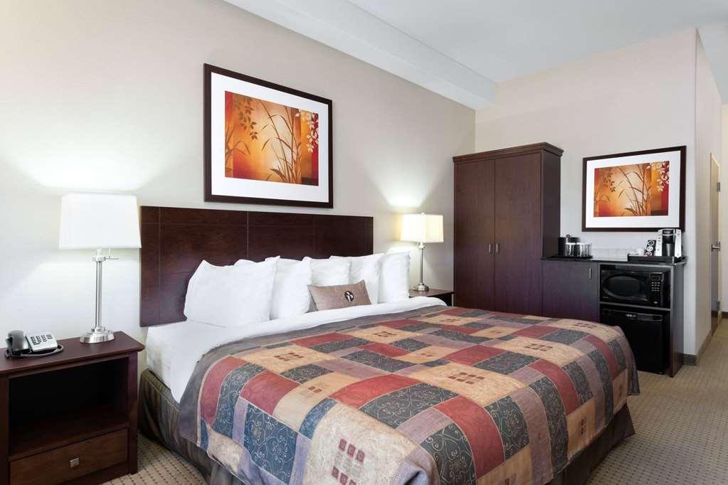 รามาดา บาย วินด์แฮม วีย์เบิร์น Hotel Weyburn ห้อง รูปภาพ