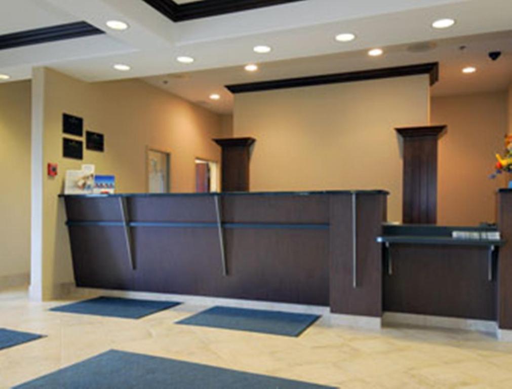 รามาดา บาย วินด์แฮม วีย์เบิร์น Hotel Weyburn ภายใน รูปภาพ