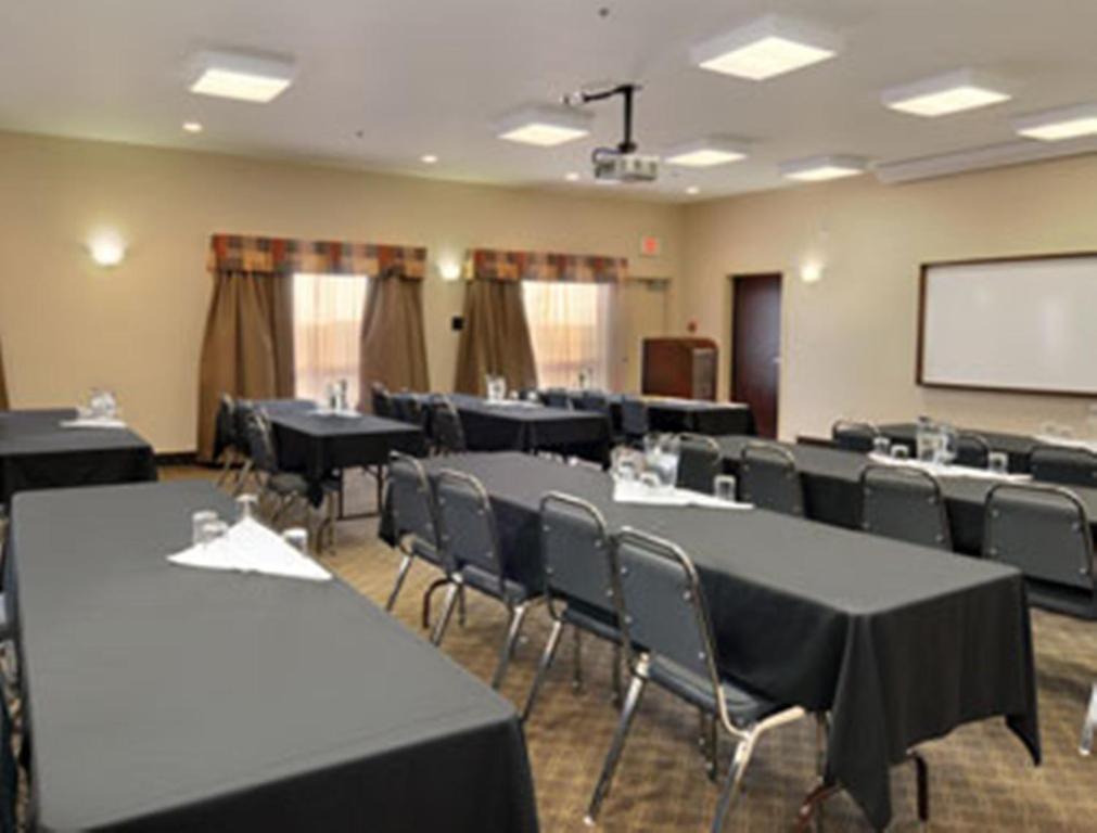 รามาดา บาย วินด์แฮม วีย์เบิร์น Hotel Weyburn สิ่งอำนวยความสะดวก รูปภาพ