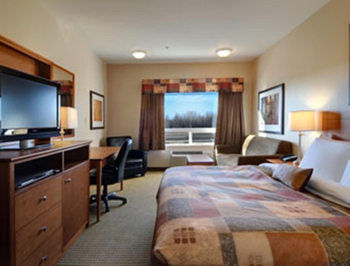 รามาดา บาย วินด์แฮม วีย์เบิร์น Hotel Weyburn ห้อง รูปภาพ