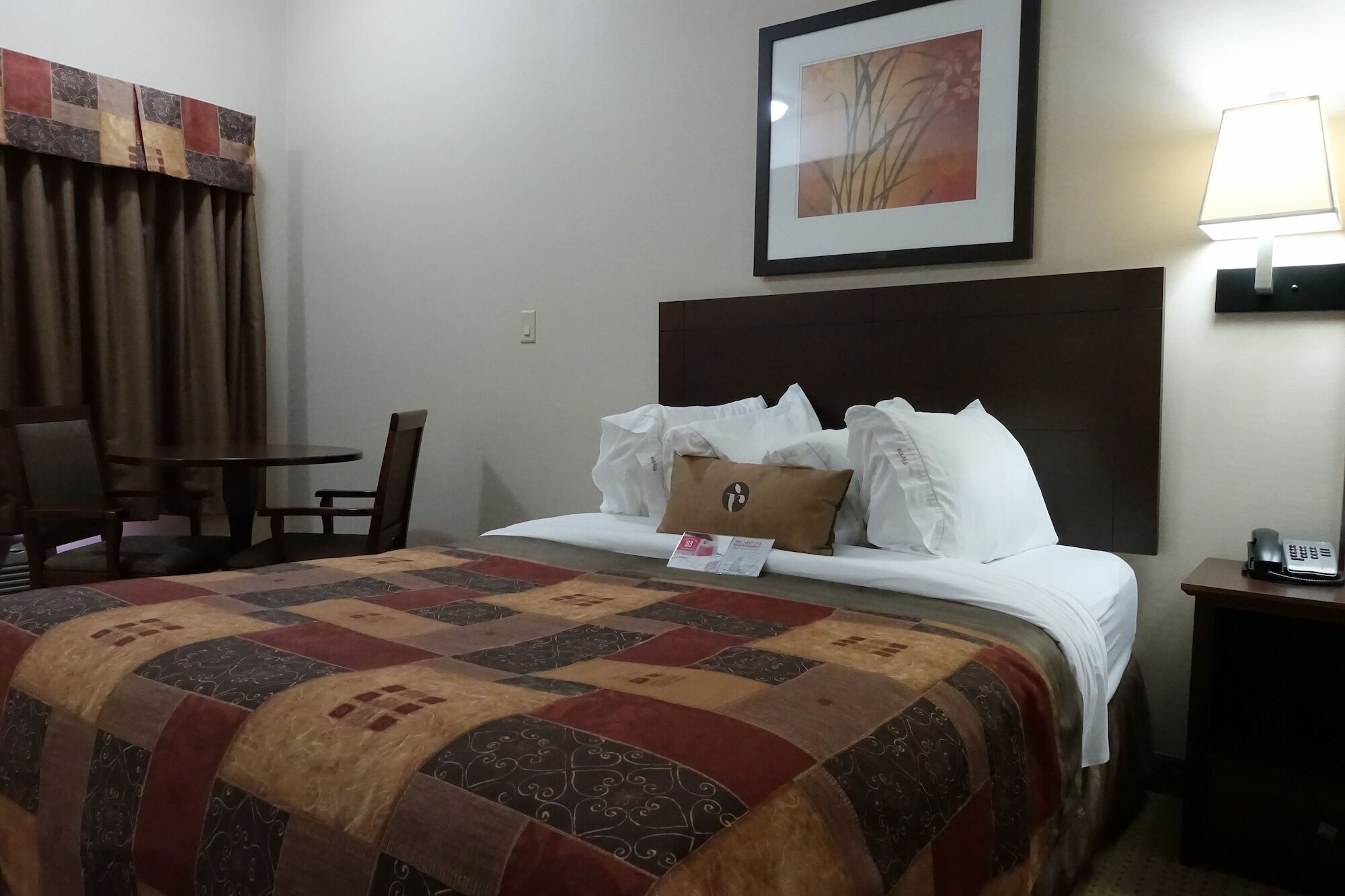 รามาดา บาย วินด์แฮม วีย์เบิร์น Hotel Weyburn ภายนอก รูปภาพ
